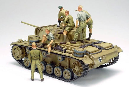 1/35 Tamiya Panzerkampfwagen III Ausf.L with Rommel and Dak Tank Crew Set 32405