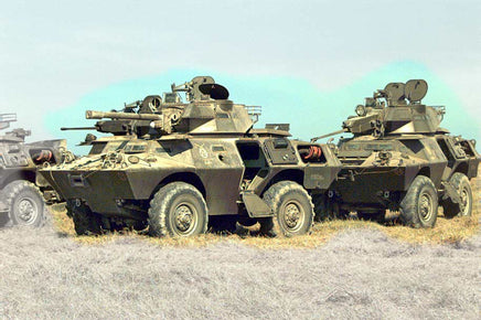 1/72 ACE Model LAV-150 APC with 20mm and 90mm Guns 72430