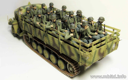 1/35 Master Box German Infantry "Off to the Front" Vehicle Riders 35137