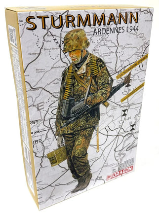 1/16 Dragon Model Sturmmann (Ardennes 1944) Figure Kit 1604
