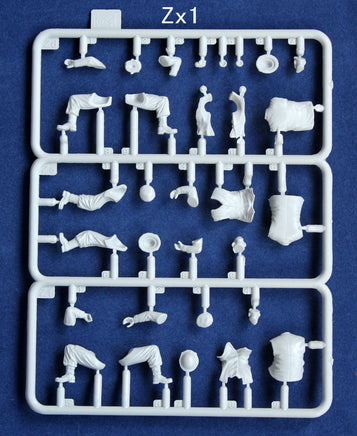 1/35 Riich British Commonwealth Universal Carrier Crew in Winter Uniform (1943-1945) 35028