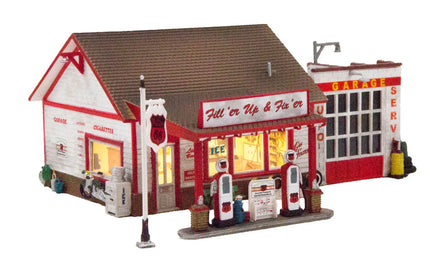 HO Woodland Fill'er Up & Fix'er BR5025