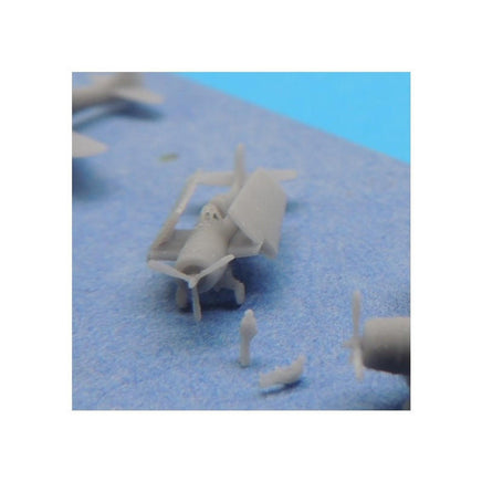 1/700 Black Cat Models Grumman F4F Wildcat, folded wings AC700026b