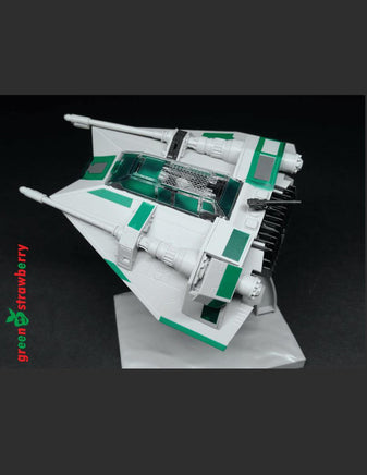 Green Strawberry Snowspeeder Paint Mask AM014