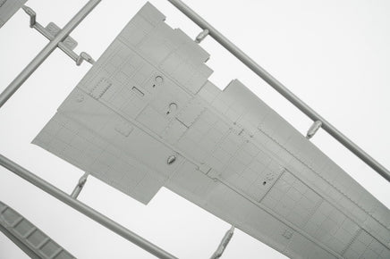 1/35 Border Model A6M2 Zero Fighter w/Interior of the Engine and Weapons BF006