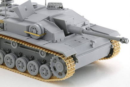1/35 Dragon Model Stug. III F/8 Early Production Italy 1943 6620