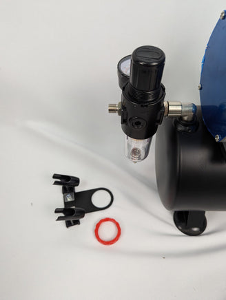 Vigiart HS-H4 airbrush holder detail view of mounting mechanism and compressor connection capability for Vigiart systems
