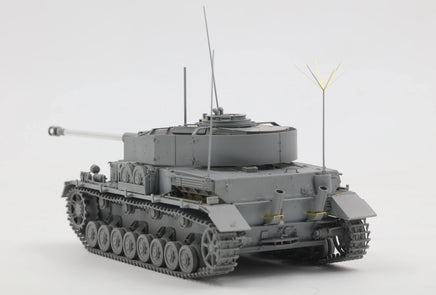 1/35 Border Model Pz.Beob.Wg. IV Ausf. J w/Commander&Infantry BT006