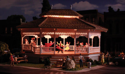 HO Woodland Grand Gazebo BR5035