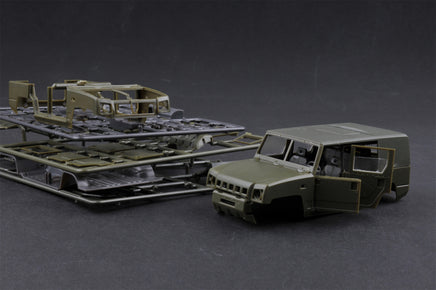 1/35 Hobby Boss BJ2022JC Yong Shi SUV 0.5t 82466