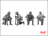1/35 ICM German Tank Riders (1942-1945) 4 Figures 35634