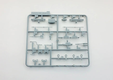 1/35 Amusing Hobby E-100 German Super Heavy Tank 35A015 - MPM Hobbies