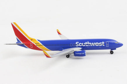 1/300 Daron 737-800 Southwest 5815-7