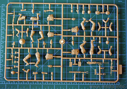 1/35 Master Box Charlie on the Left!!! Vietnam War Kit Series (5 Figures) 35105