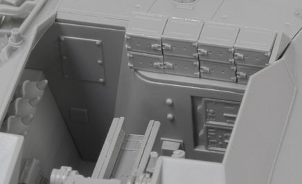 1/35 Dragon Model 15cm s.IG.33/2 (Sf) Auf Jagdpanzer 38(t) Hetzer 6489