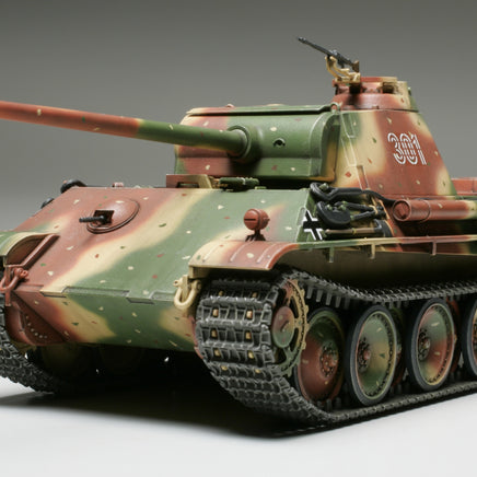 1/48 Tamiya German Panther Type G Tank 32520