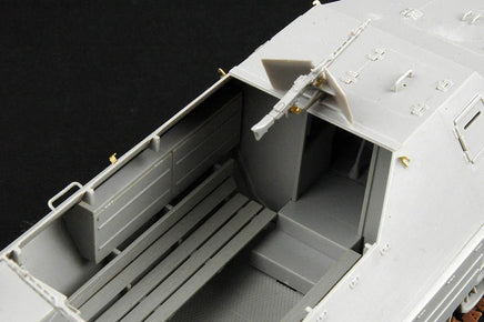 1/35 Trumpeter German Sd.Kfz.8 DB10 Gepanzerte 12t 01584
