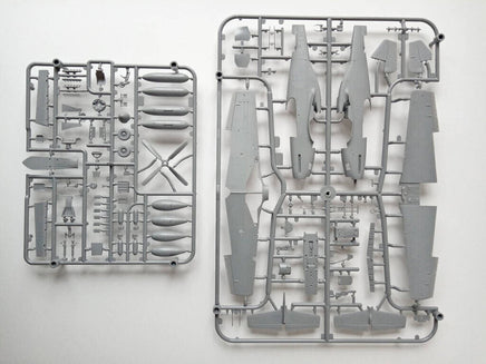 1/72 Arma Hobby P-51B Mustang (Dual Deluxe Kit) 70069