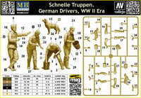 1/35 Master Box German Drivers  WWII Era Schnelle Truppen 35237