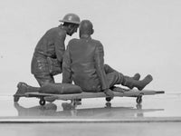 1/35 ICM WWI US Medical Personnel 4 Figures 35694