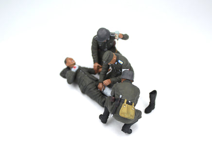 1/35 ICM WWII German Military Medical Personnel 35620