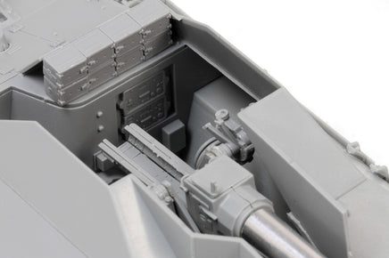1/35 Dragon Model 15cm s.IG.33/2 (Sf) Auf Jagdpanzer 38(t) Hetzer 6489