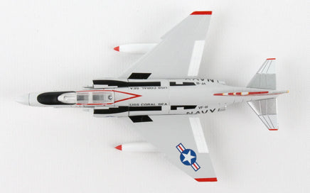 1/155 Daron F-4B Phantom II Sundowners 5384-3