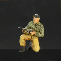 1/35 Italeri Partisans 6556