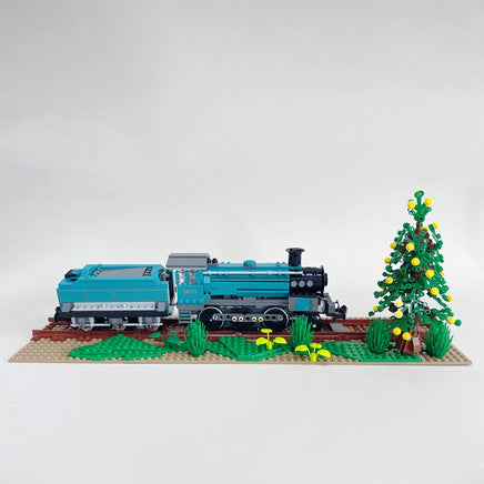 Jie-Star Retro Steam Train with Base (1031 pcs) 59020