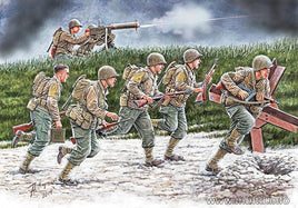 1/35 Master Box Move, Move, Move!!! U.S. Soldiers 35130