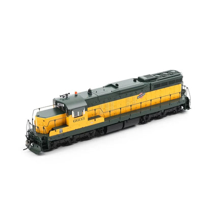 HO Rapido EMD SD9 (DC/Silent): Chicago & North Western: #6614 - 50221