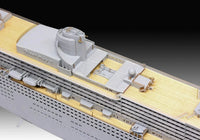 1/1400 Revell Germany Ocean Liner Queen Mary 2 05199