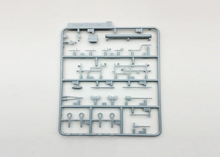 1/35 Amusing Hobby Pz.Kpfw.38D mit Pz.IV Turn 8cm PAW 600 35A019 - MPM Hobbies