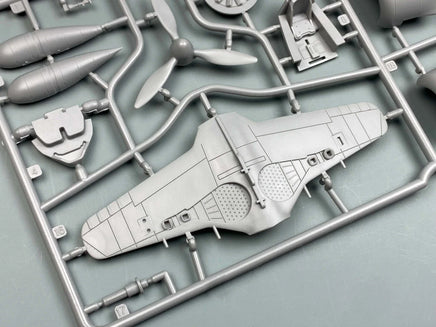 1:Egg Tiger Model Focke-Wilf FW-190 Fighter Cute Plane Kit Series / Q Version 110