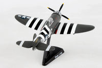 1/100 Daron P-47 Thunderbolt Snafu 5359-3