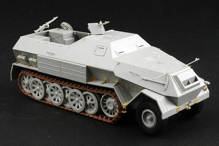 1/35 Trumpeter German Sd.Kfz.8 DB10 Gepanzerte 12t 01584