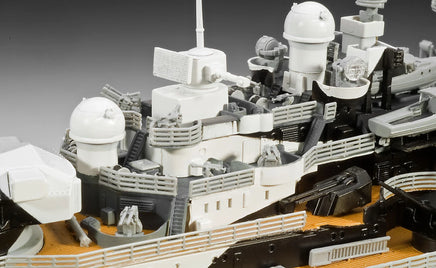 1/350 Revell Germany German Battleship "Tirpitz" 05096