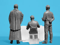 1/35 ICM You are Important to God' Prayer Before Battle Figure Set 35616