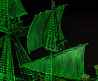 1/150 Revell Germany Ghost Ship (Easy-Click) with "Night Color" 05435