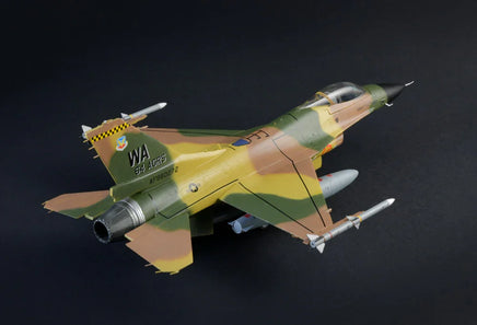 1/48 Italeri F-16C Fighting Falcon - War Thunder 35105 - MPM Hobbies