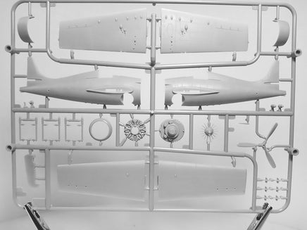 1/72 Arma Hobby FM-2 Wildcat Training Cats Limited Edition 70034