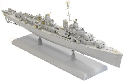 1/350 Dragon Model U.S.S. Gearing DD-710 1945 1029