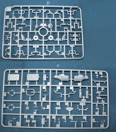 1/35 Riich Universal Carrier Mk.1 w/Crews 35011