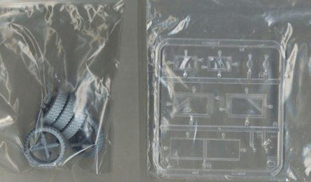 1/35 Gecko Models Bedford MWC 15-cwt 4x2 200 Gallon Water Bowser Truck Close Cab 35GM0024