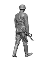 1/16 H3 Models WWII German SS Commander 16147