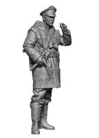 1/35 H3 Models WWII SS Officer Winter Uniform 35128