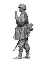 1/35 H3 Models WWII Waffen SS Soldier Wearing Phancho 35132