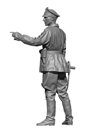 1/35 H3 Models WWII Waffen SS Commander 35135