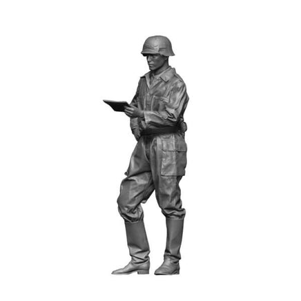 1/48 H3 Models WWII German Tank Crew(Italian Pattern) 3D Printed Figure 48018