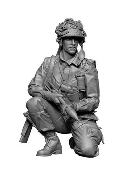 1/48 H3 Models WWII US Para Bazooka Loader 3D Printed Figure 48078